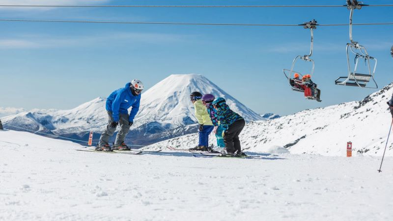 Tempat Wisata Ski Bersama Keluarga di Selandia Baru