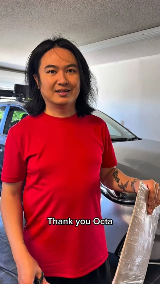 Thank you @gekadigiprint sampai juga Di New Zealand 😍 buat kalian yang di Solo dan seluruh Indonesia, bisa langsung di cek ya, di jamin puas, kualitas terjamin 🥳👍 #newzealand #selandiabaru #andysaputra #indonesia #printdesign #printsolo #printindonesia #sticker #stickersolo